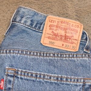 Levi’s Relaxed Fit 550